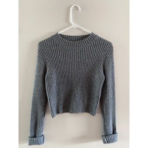 Brandy Melville sweater